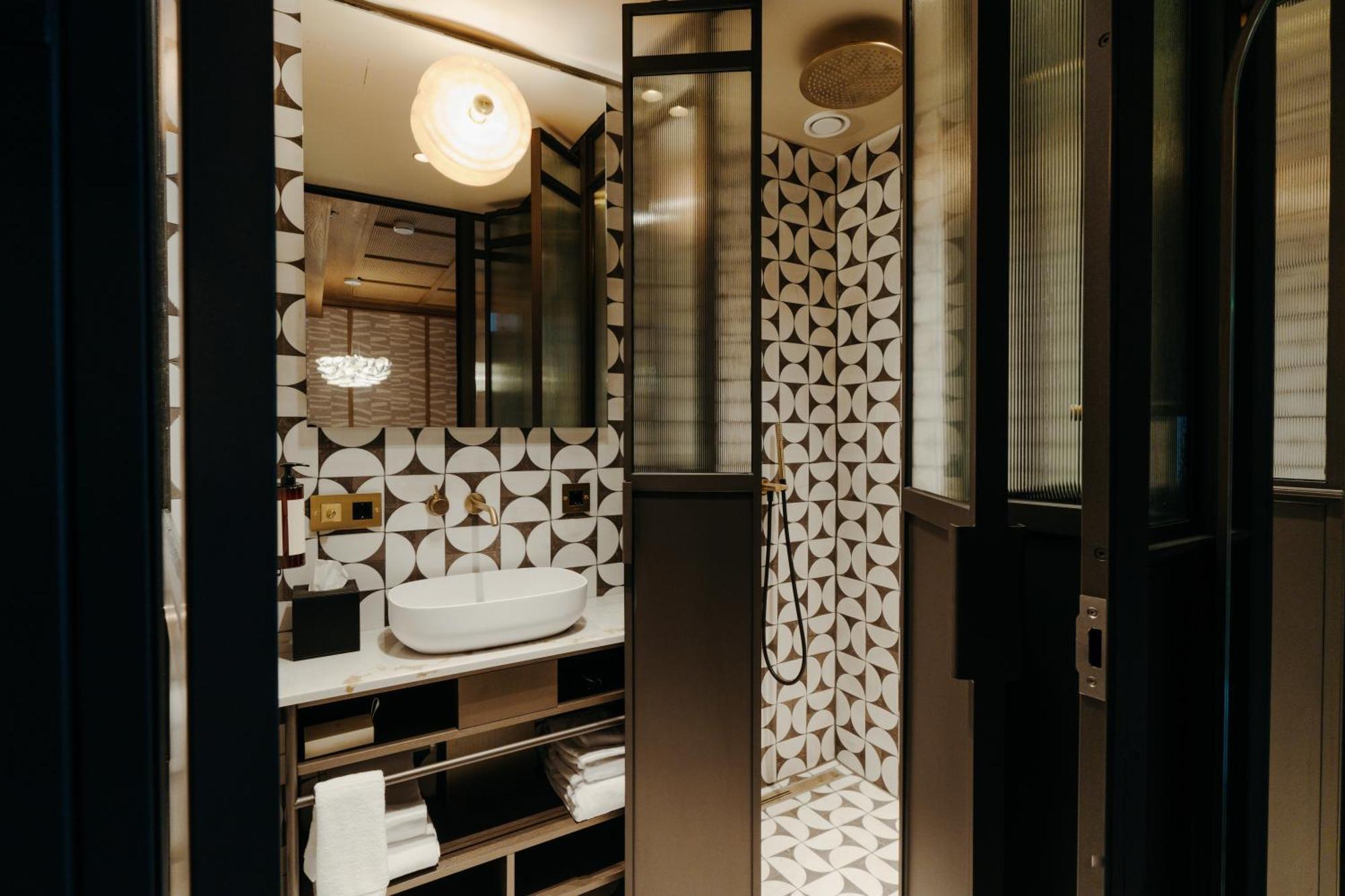 The Diamond Amsterdam Hotel Bagian luar foto